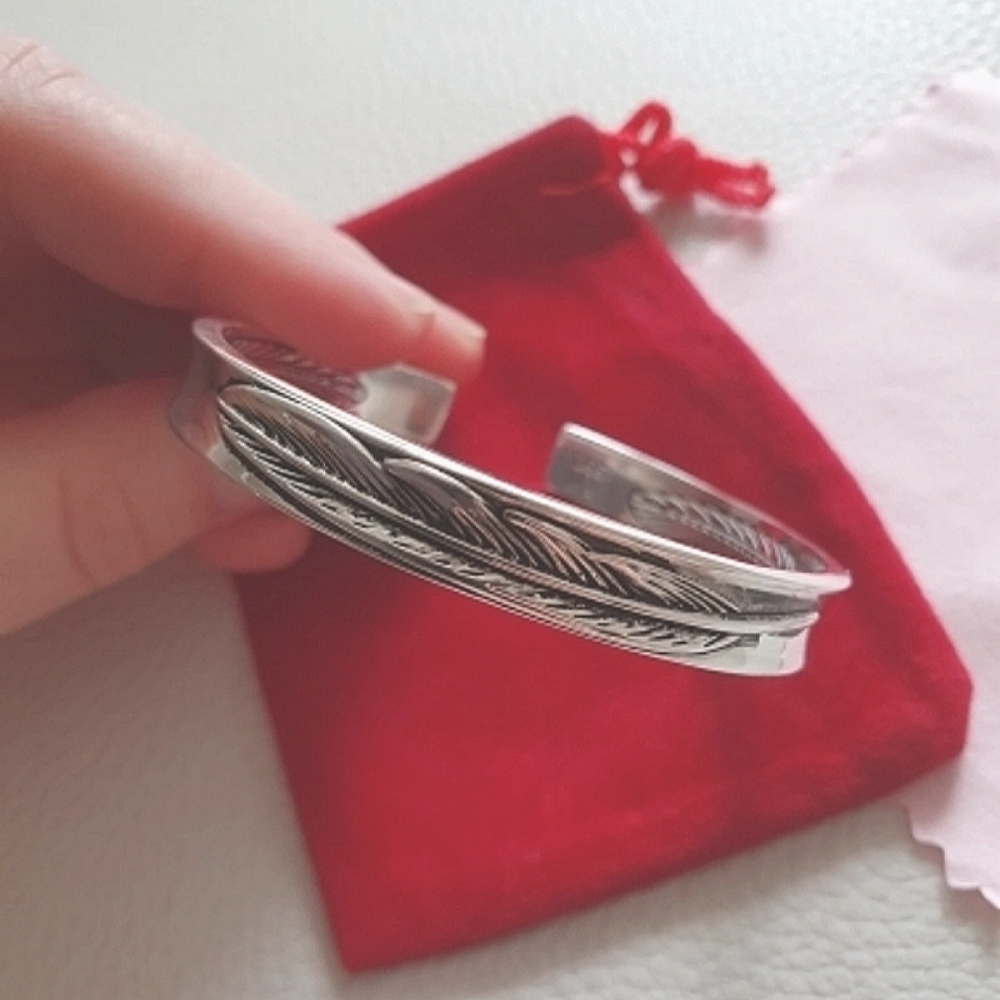 NEW Unisex 999 Silver Etched Feather Cuff Angel Cuff Adjustable Bracelet - Picture 8 of 14